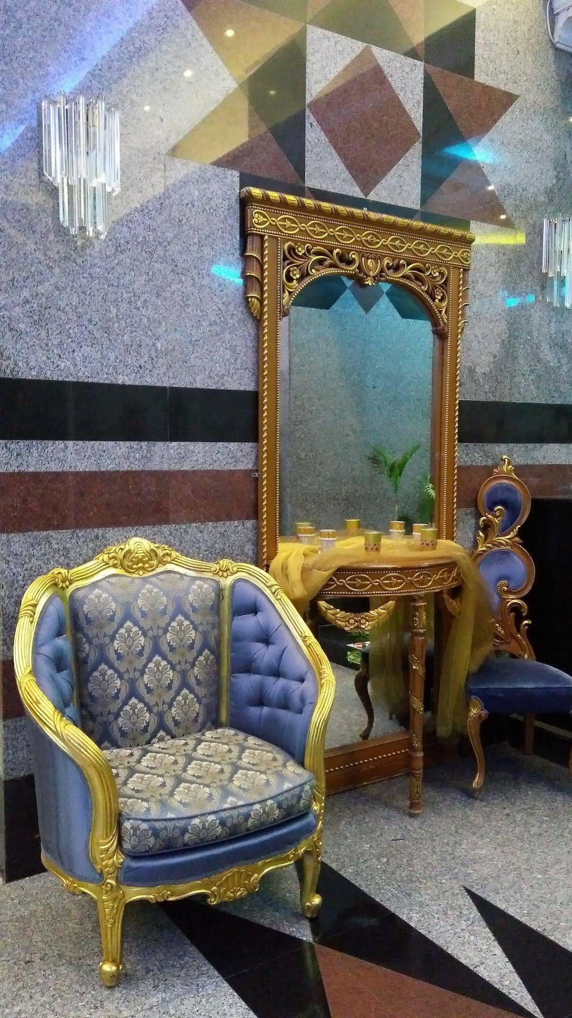 Royal Crown Suites Σάρτζα Εξωτερικό φωτογραφία
