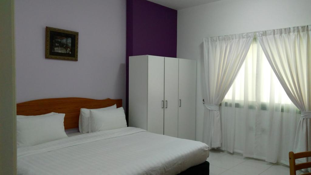 Royal Crown Suites Σάρτζα Εξωτερικό φωτογραφία