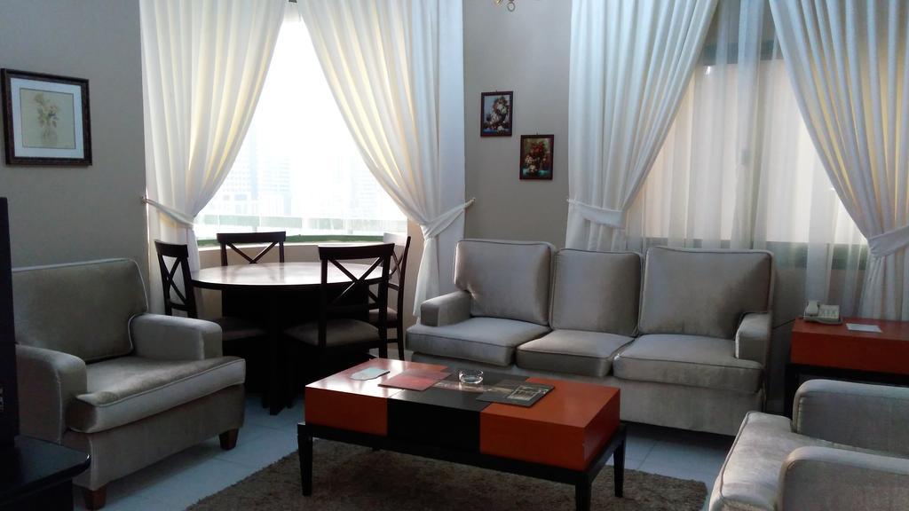 Royal Crown Suites Σάρτζα Εξωτερικό φωτογραφία